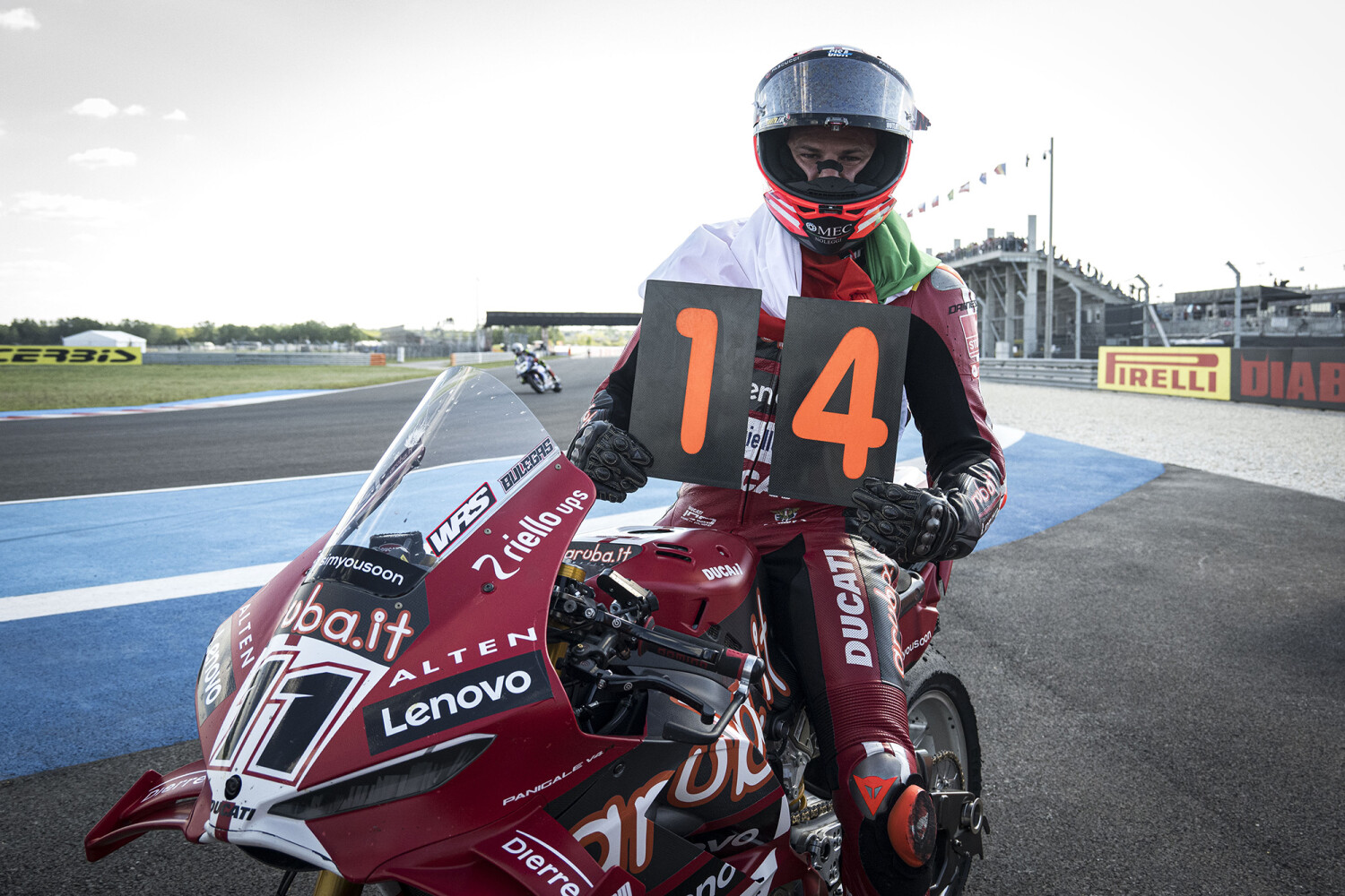 Bulega Achieves Historic 14-Win Superbike Streak