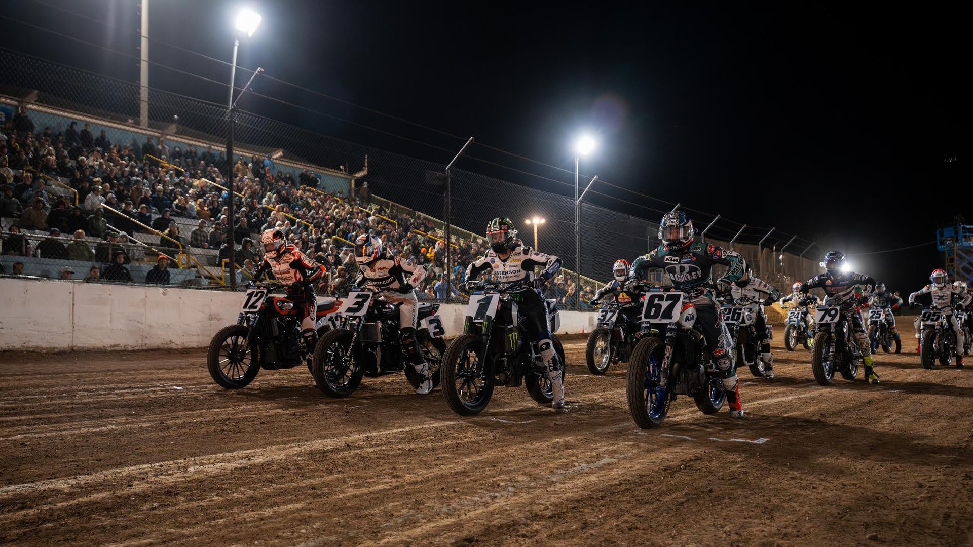 AFT SuperTwins: Three-Way Battle Heats Up at Silver Dollar