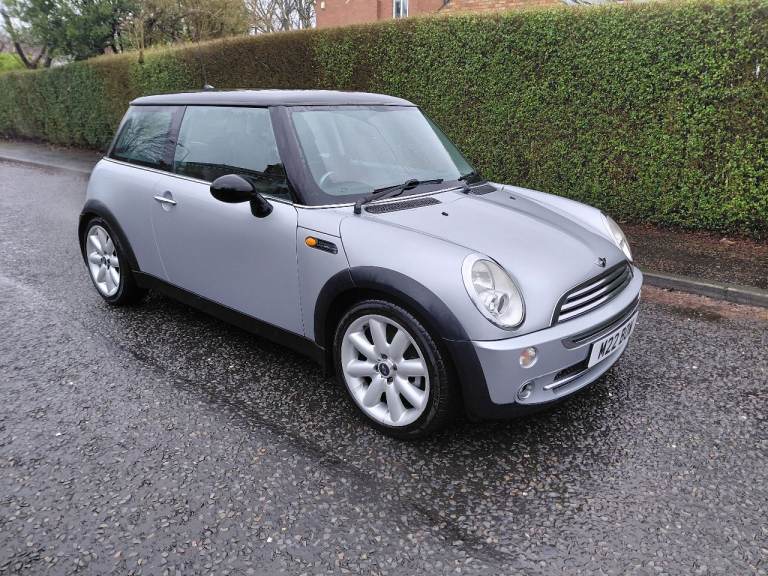 Automatic. 64000 Miles. 10 Months MOT. Trendy, Modern & Timeless looks.