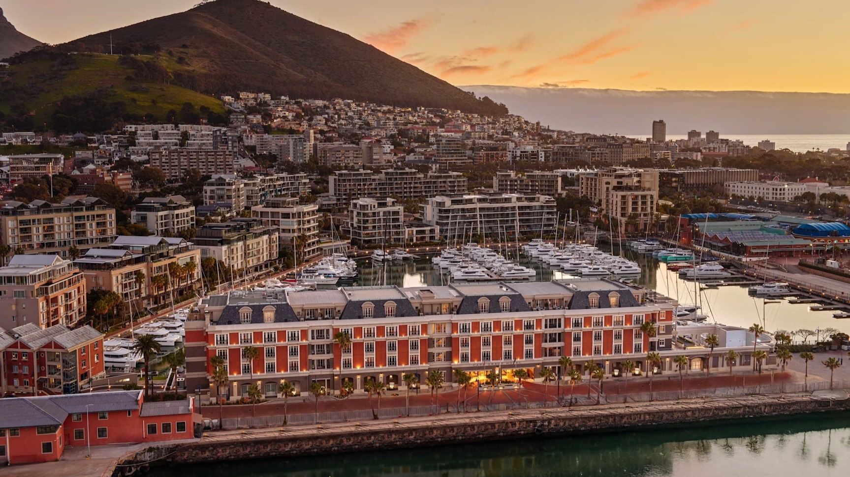 Cape Town's Finest: The Top 5 Luxury Hotels