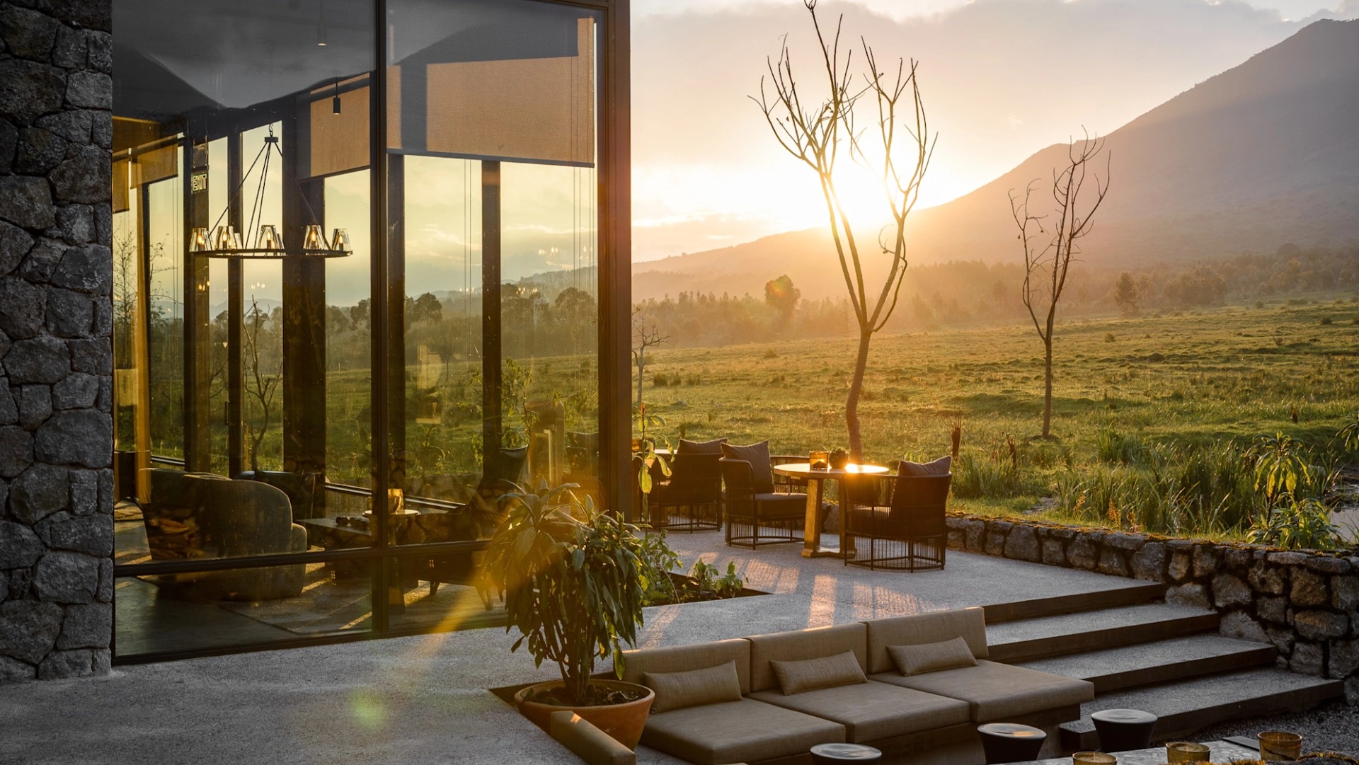Gorillas at Eye Level: Inside Singita Kwitonda Lodge's Daily Rhythm