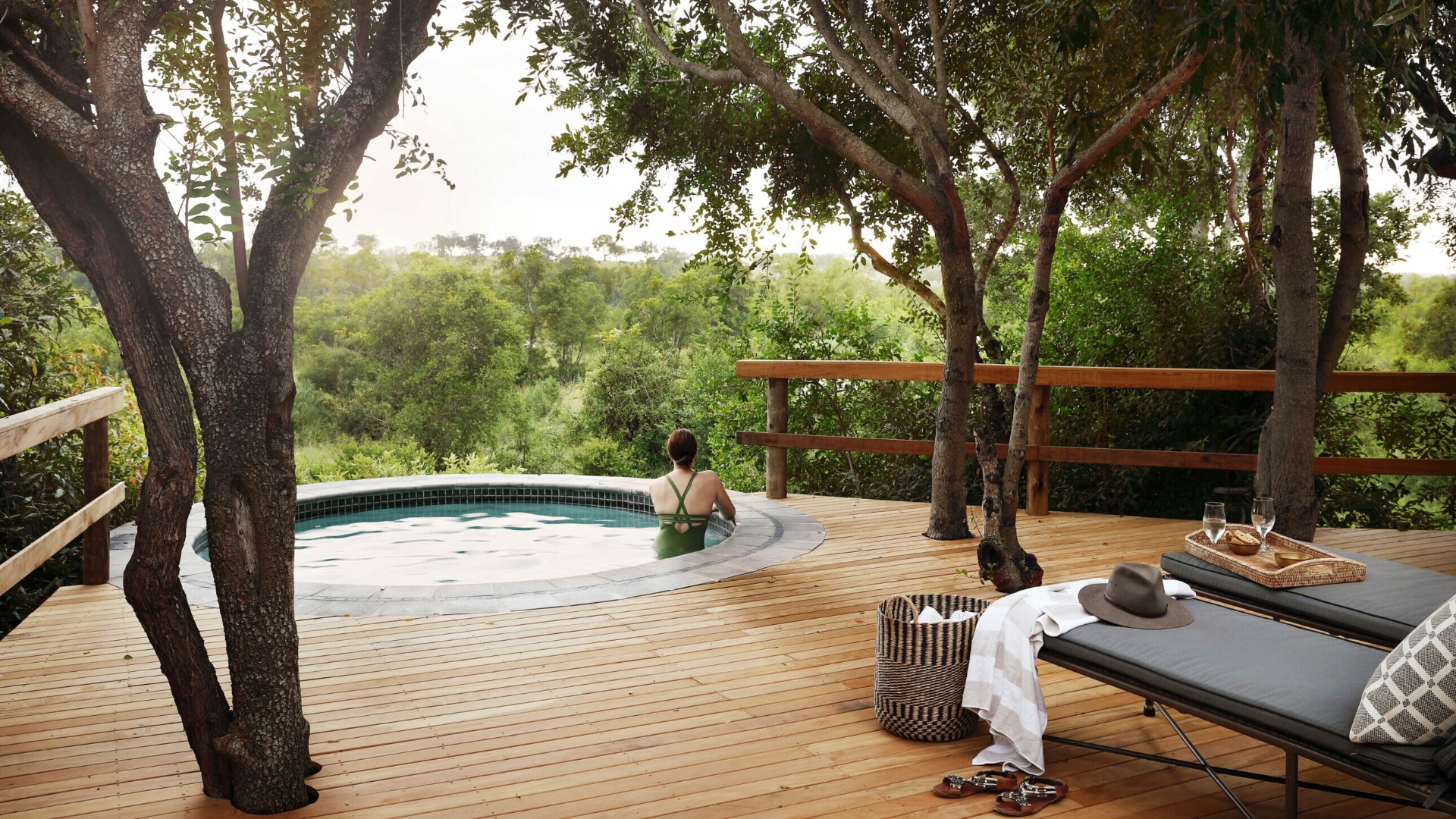 Pioneer Camp Chronicle: Days Tracking Wildlife in Sabi Sand