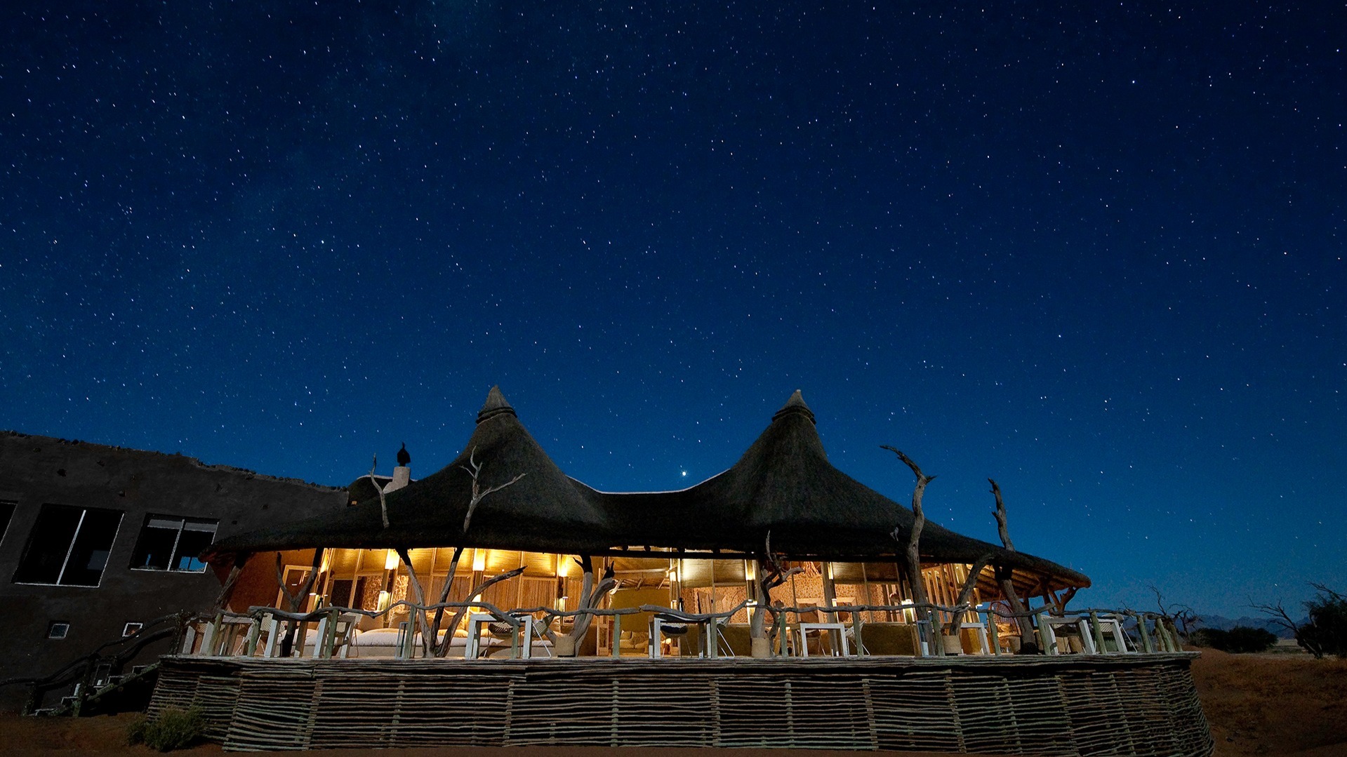Kulala's Intimate Retreat: Days Among Namib-NamibKaroo Confluence