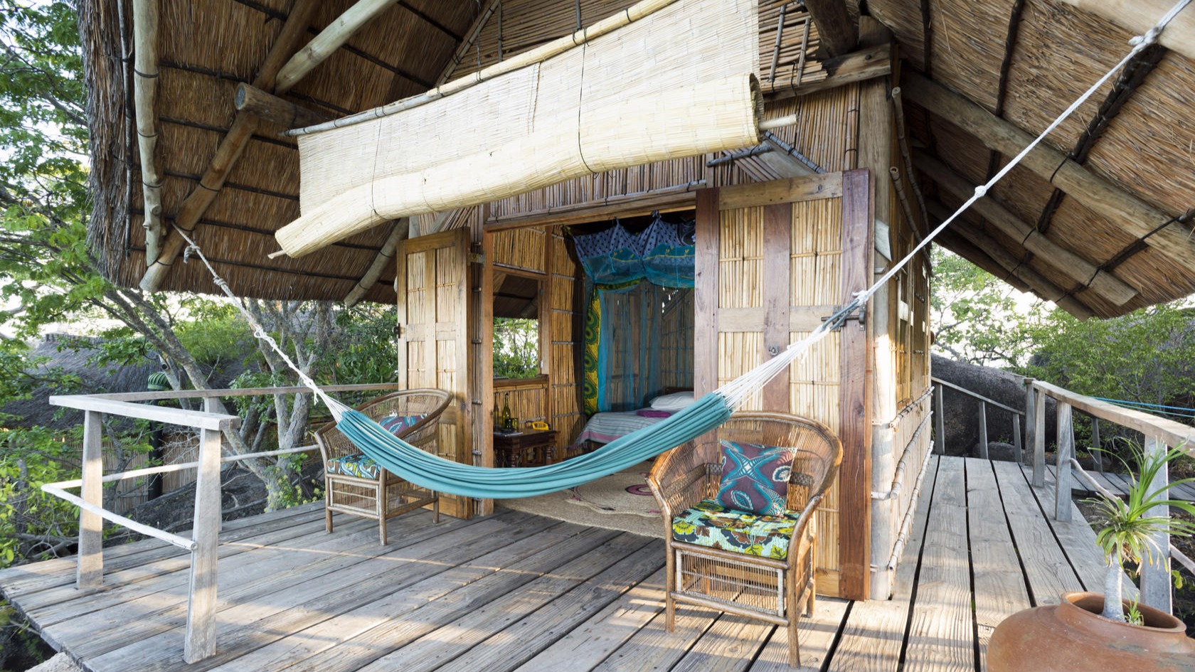 Plan Your Stay at Mumbo Island Camp: Access, Packing and Daily Routines