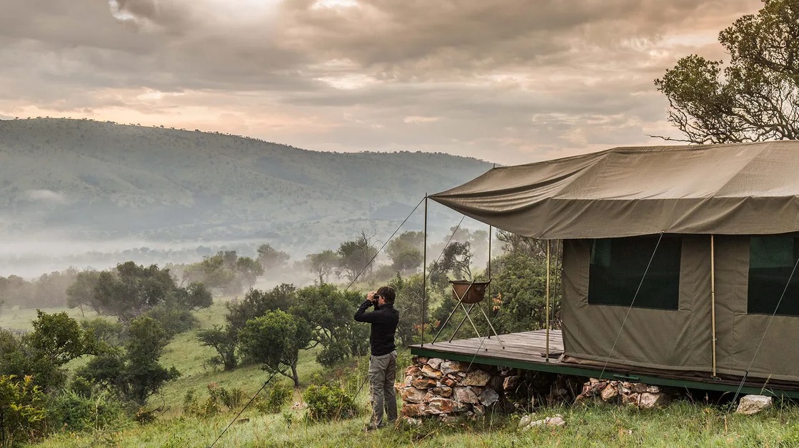 Safari Tented Camps Versus Lodges and Villas: How Comfort, Cost and Character Really Differ