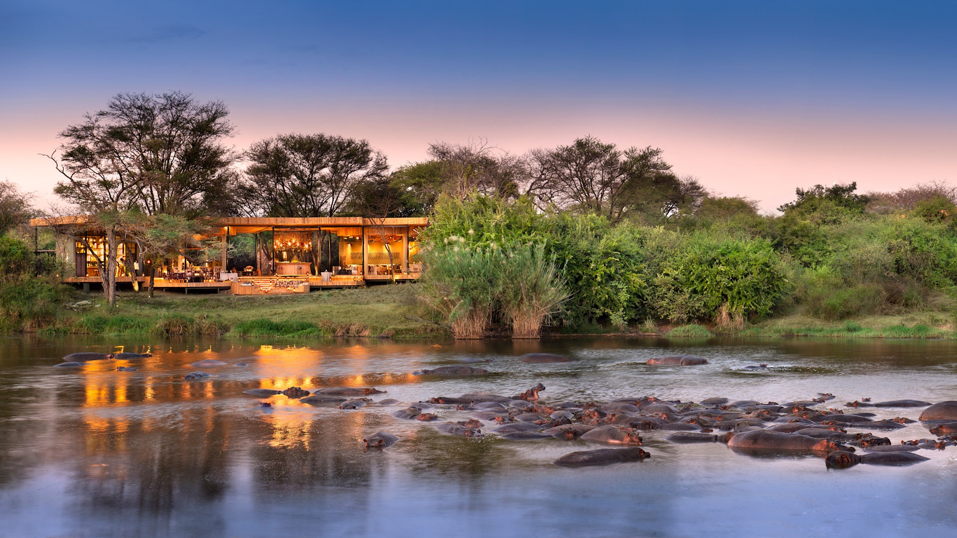 Grumeti Serengeti River Lodge