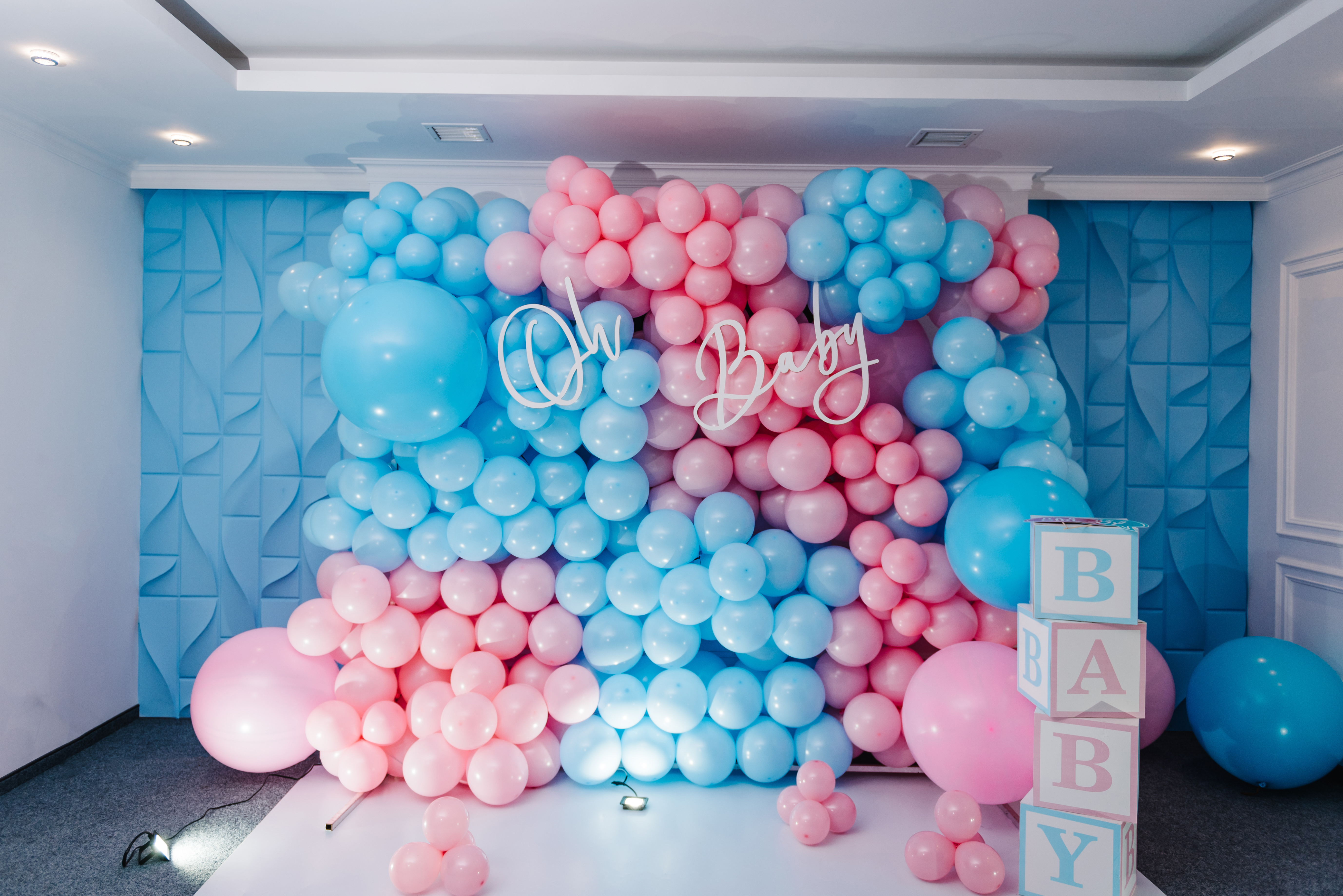 Balloon Wall (7x7)