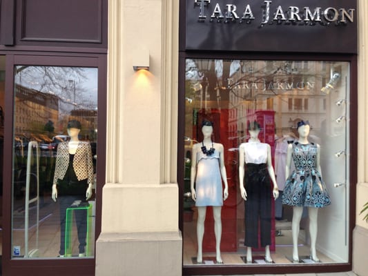 Tara Jarmon - Image 1