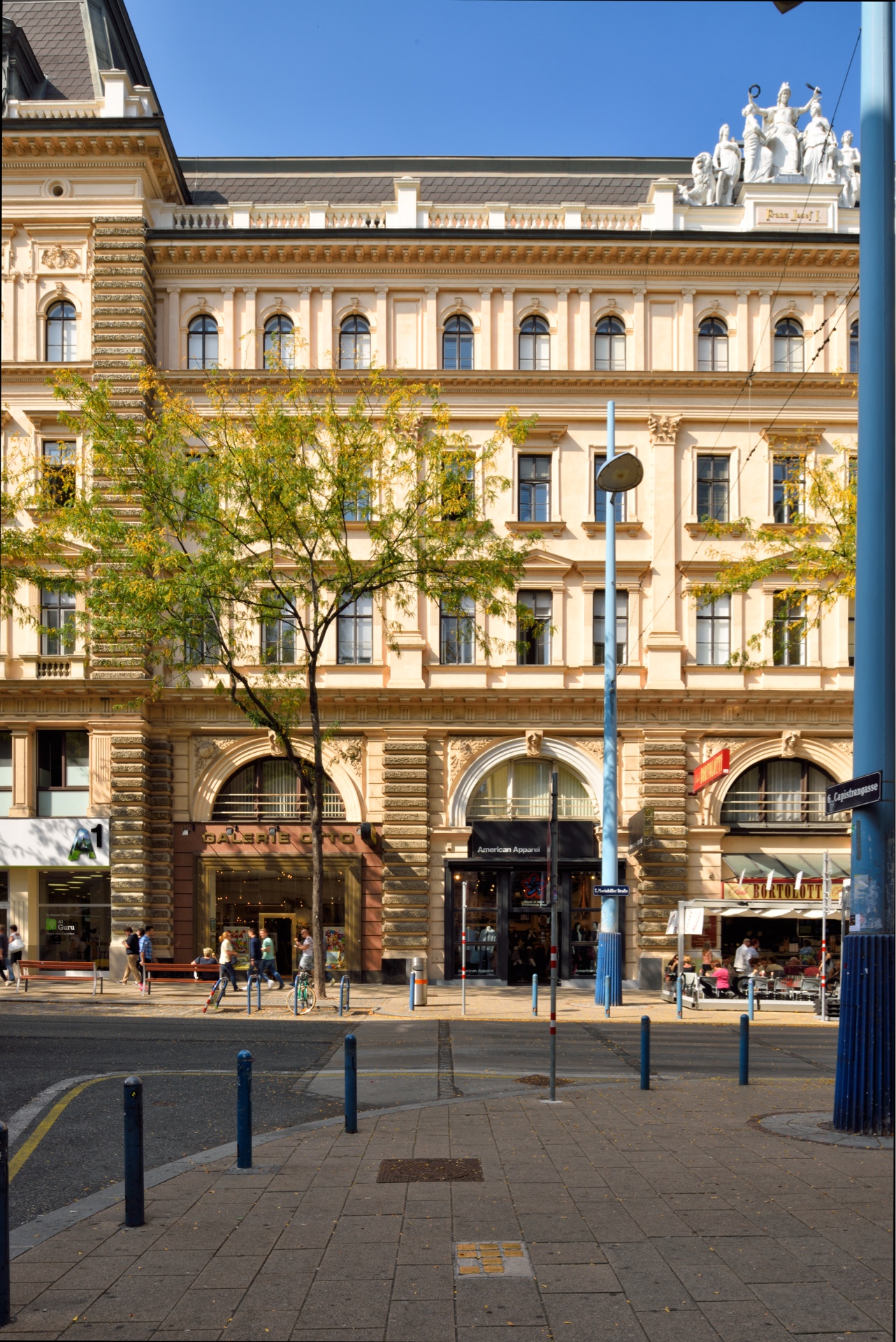 American Apparel - Image 1