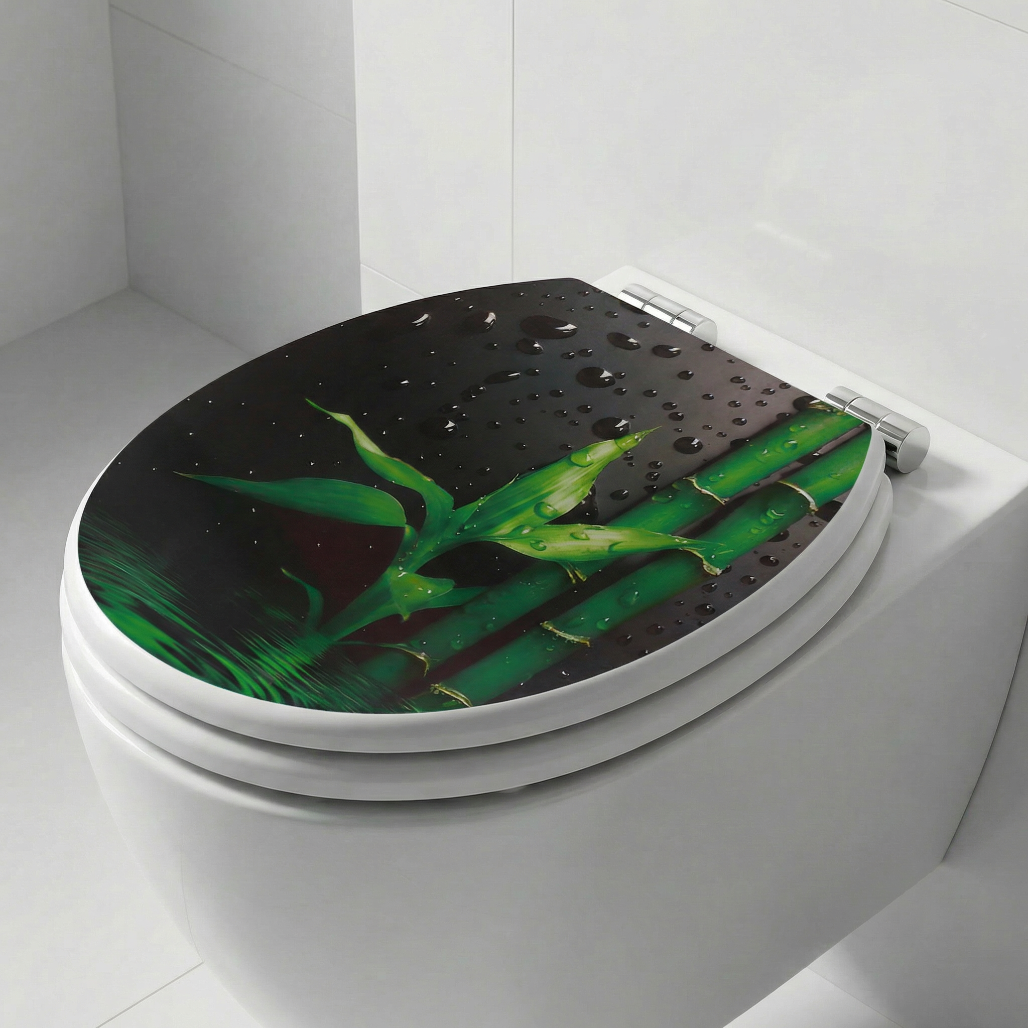 Werkzeugset für WC-Sitz-Reparatur auf einem sauberen Handtuch