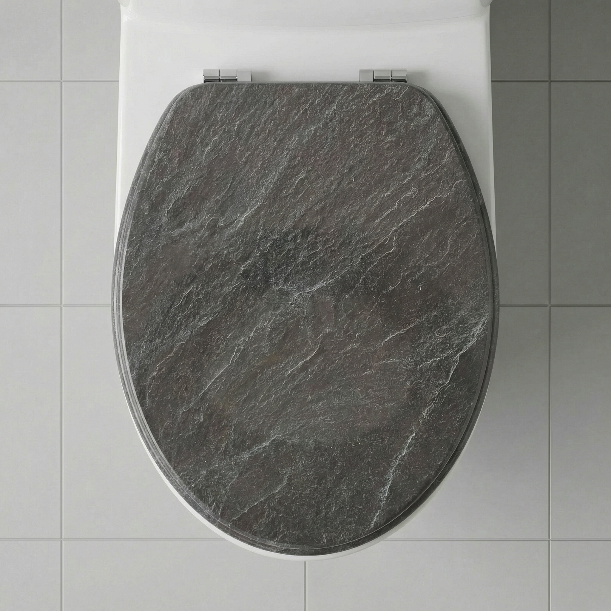 Sauberes Badezimmer mit Keramag Citterio WC und WC-Sitz