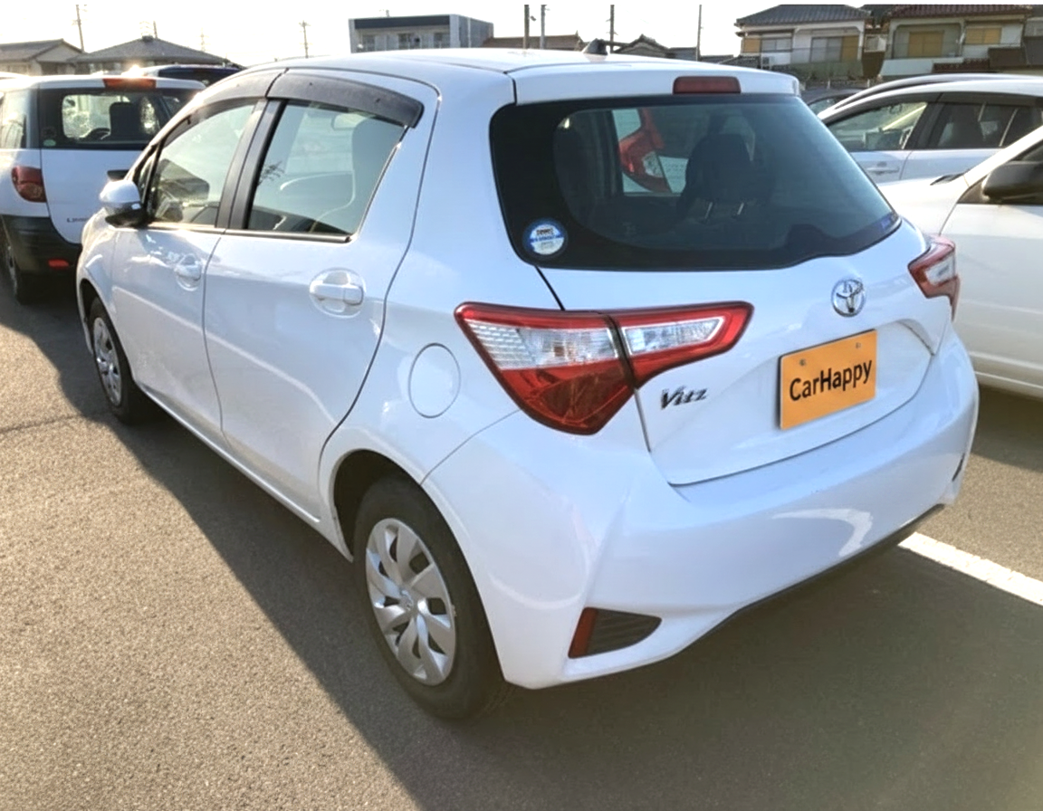 Toyota Vitz 5