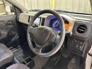 Suzuki Alto HA36S 7