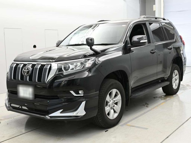 Toyota Land Cruiser Prado TRJ150W 1