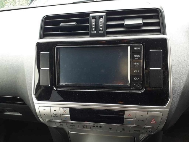 Toyota Land Cruiser Prado TRJ150W 10