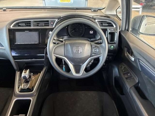 Honda Shuttle GP7 6