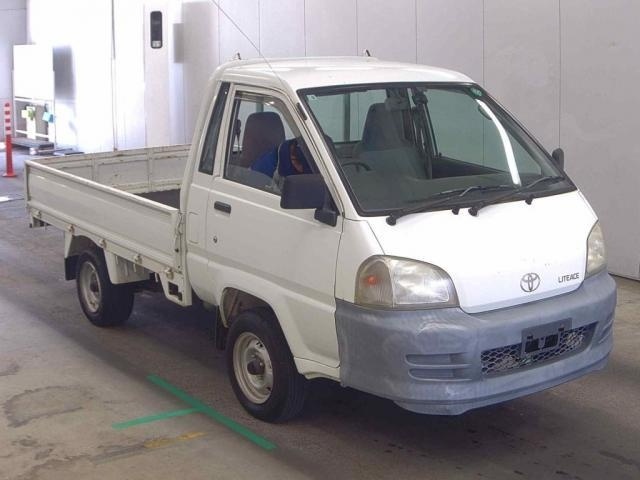 2003 Toyota KM70