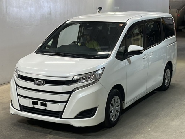 2019 Toyota Noah ZRR80G