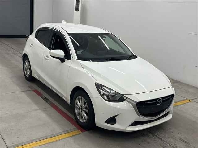 2019 Mazda Demio DJ5FS  XD Japanese used car for export from Japan