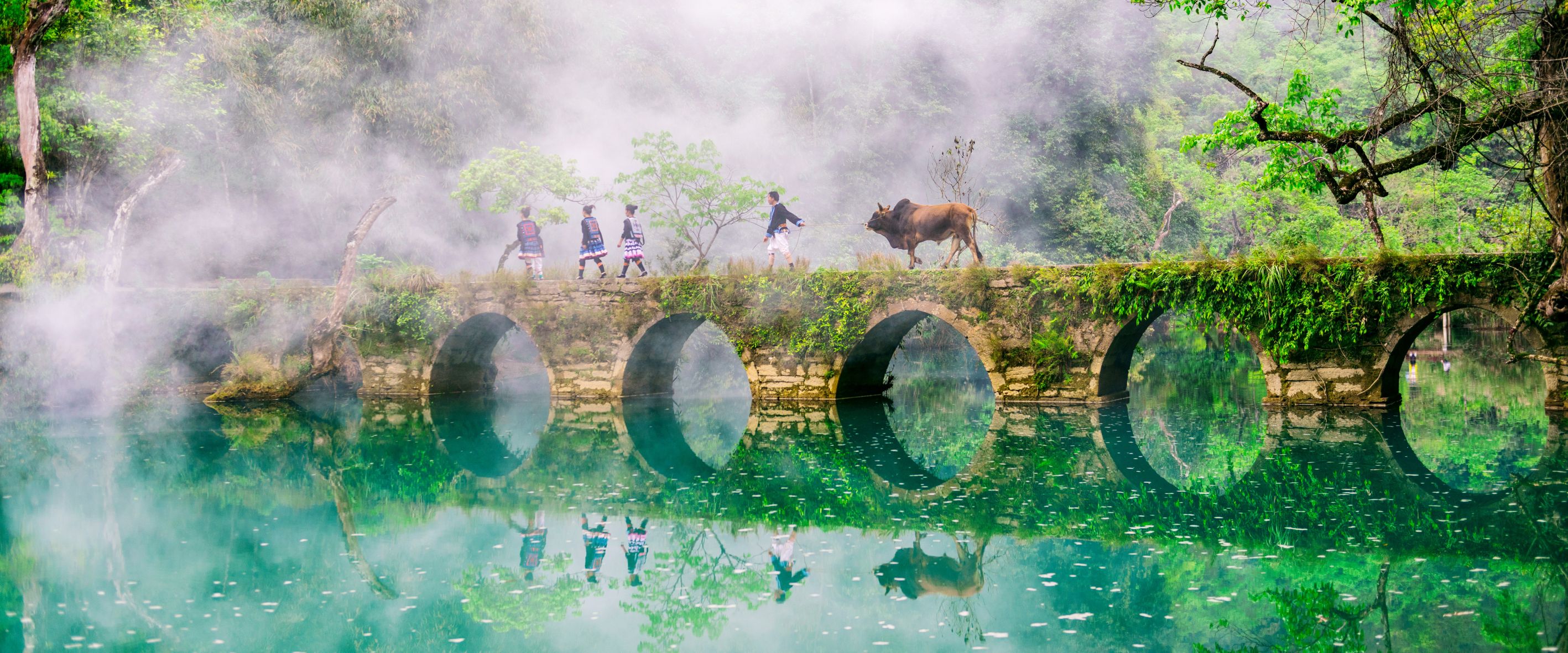 贵州黄果树·西江苗寨·荔波5日游