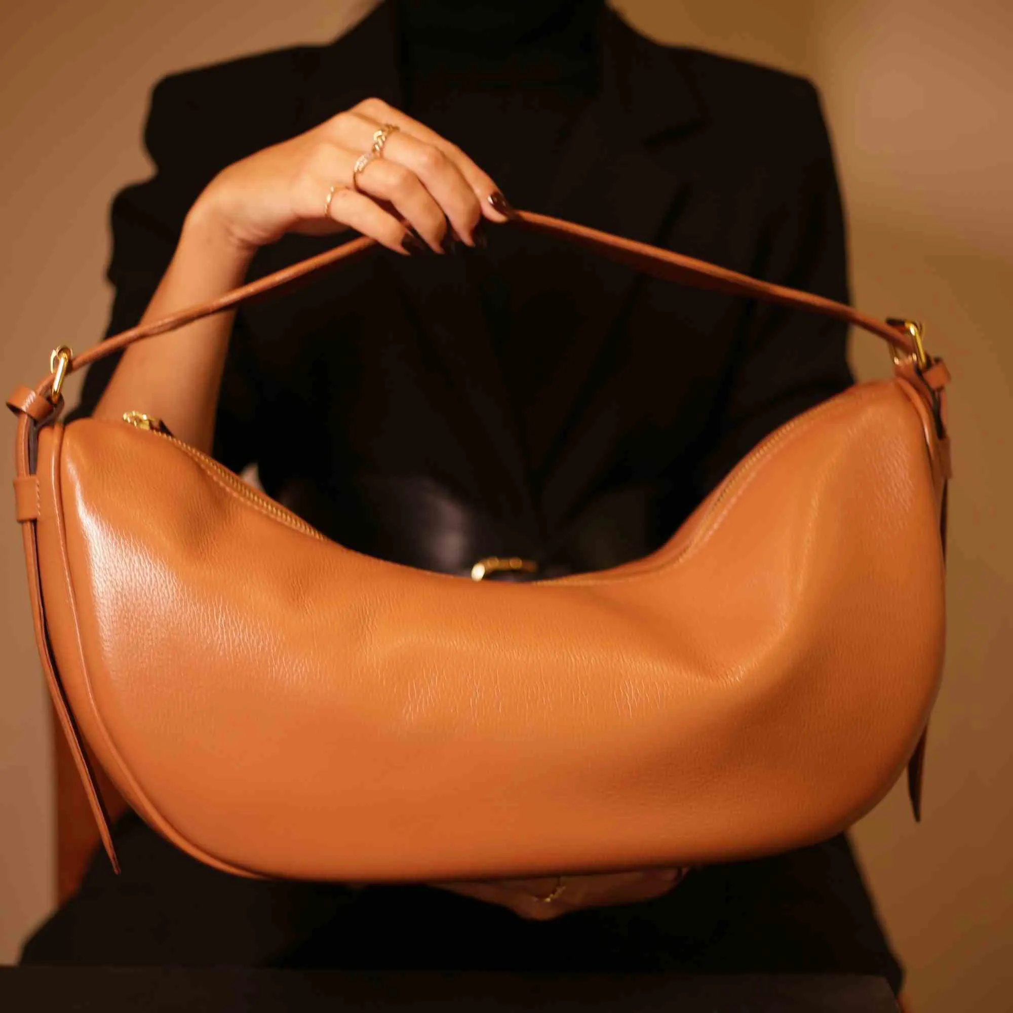 BOLSA HOBO MOON