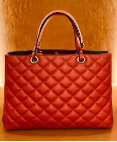 Bolsa Matelassê Vermelha