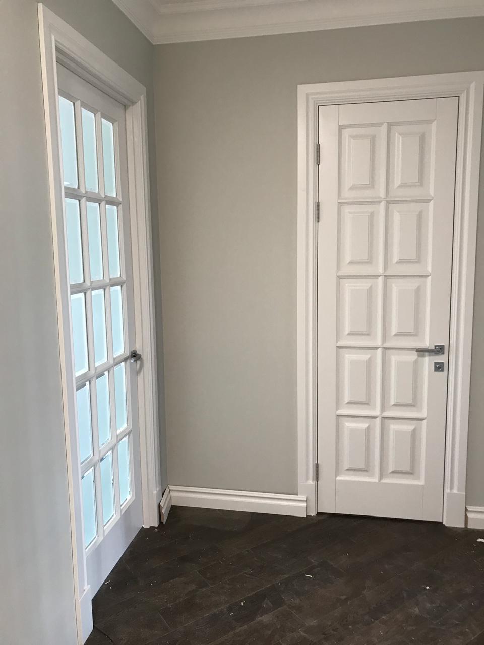 Классические белые межкомнатные двери