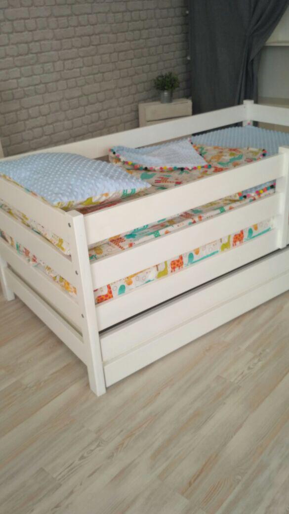 Детская кровать с выдвижным ящиком