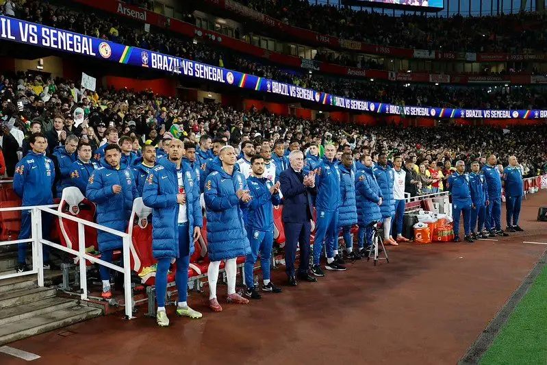 Seleção Brasileira intensifica observação na Europa em preparação para a Copa do Mundo de 2026