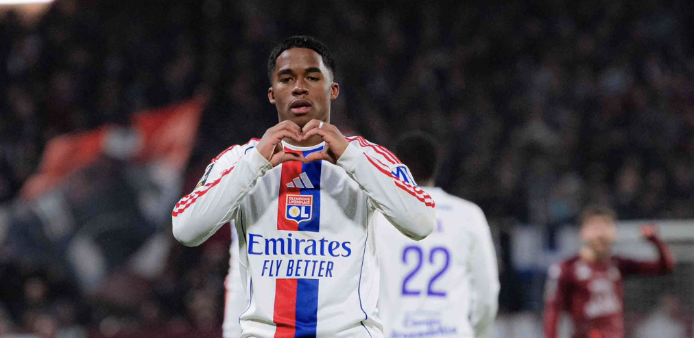 Endrick faz história no Lyon e supera marca de Ronaldo Fenômeno