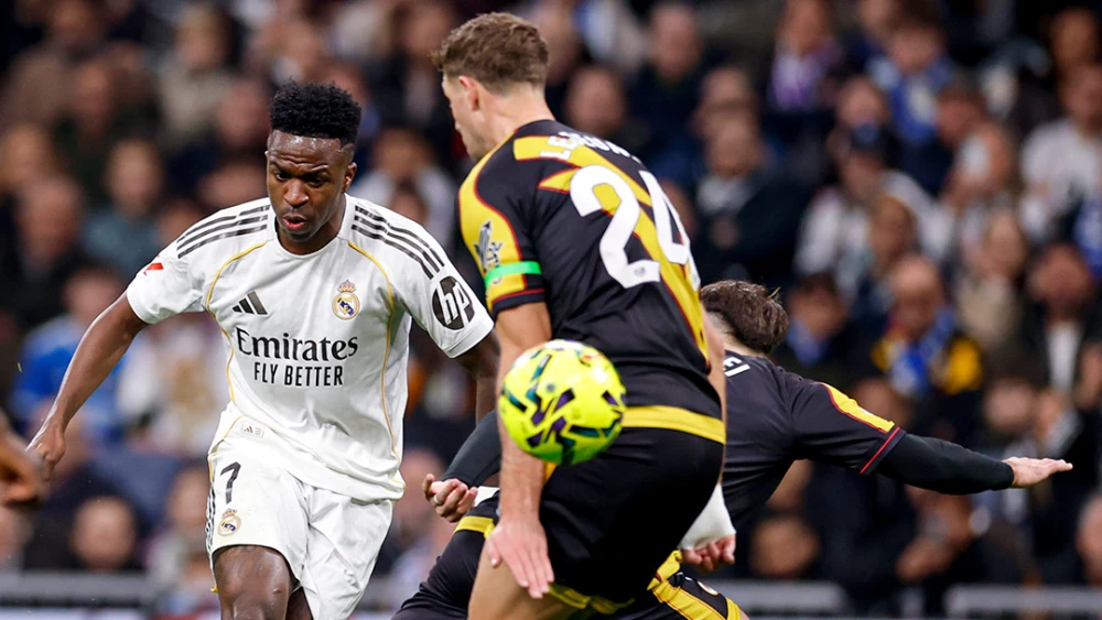 Vini Jr. marca golaço em vitória apertada do Real Madrid 