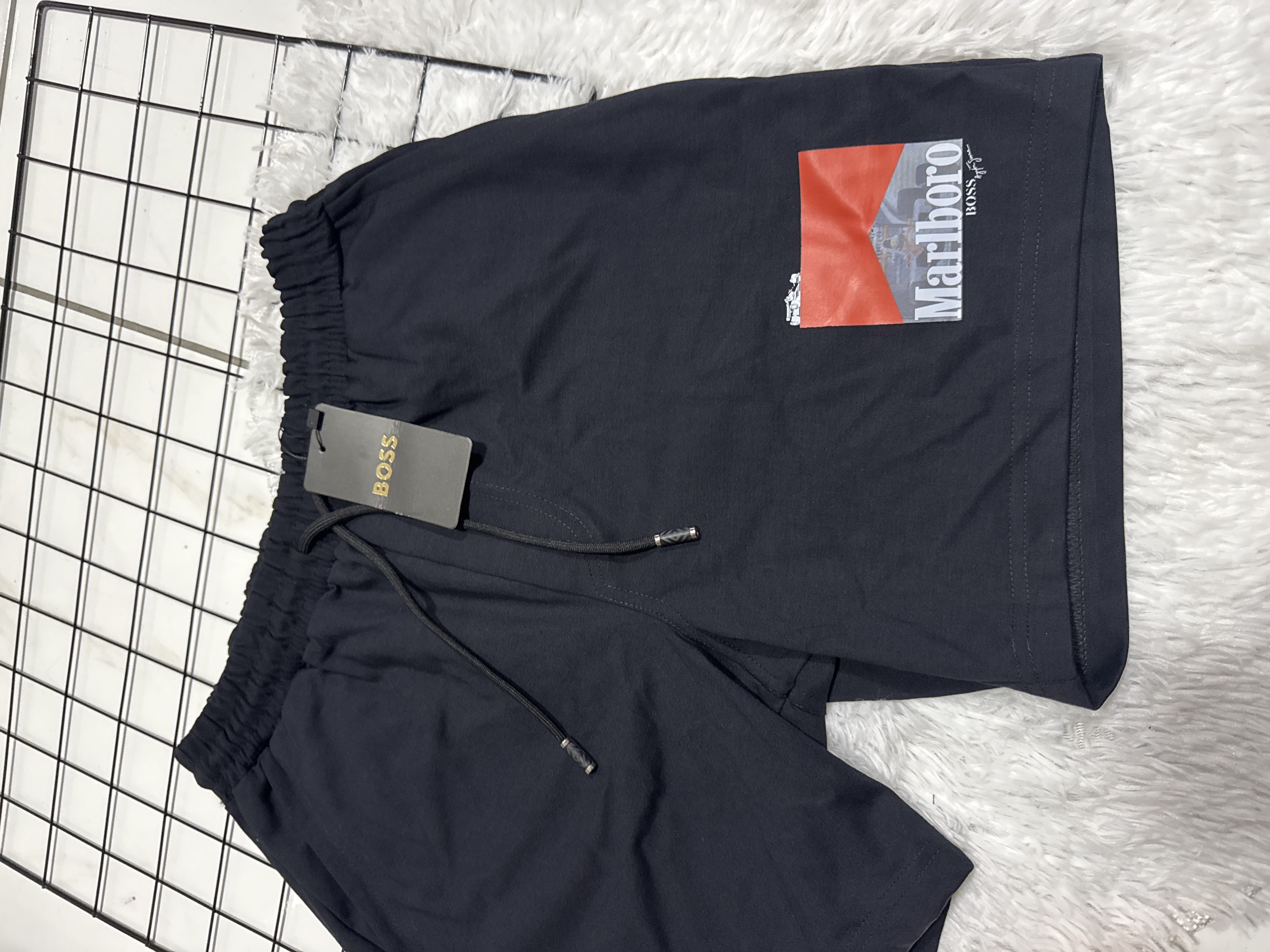 Short Moletom Marlboro