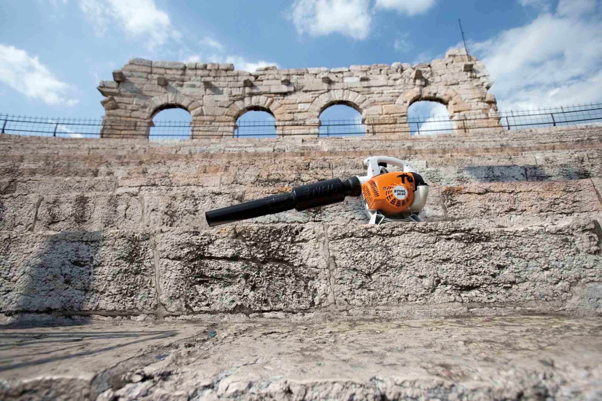 STIHL Benzin-Blasgerät BG 66-D 3