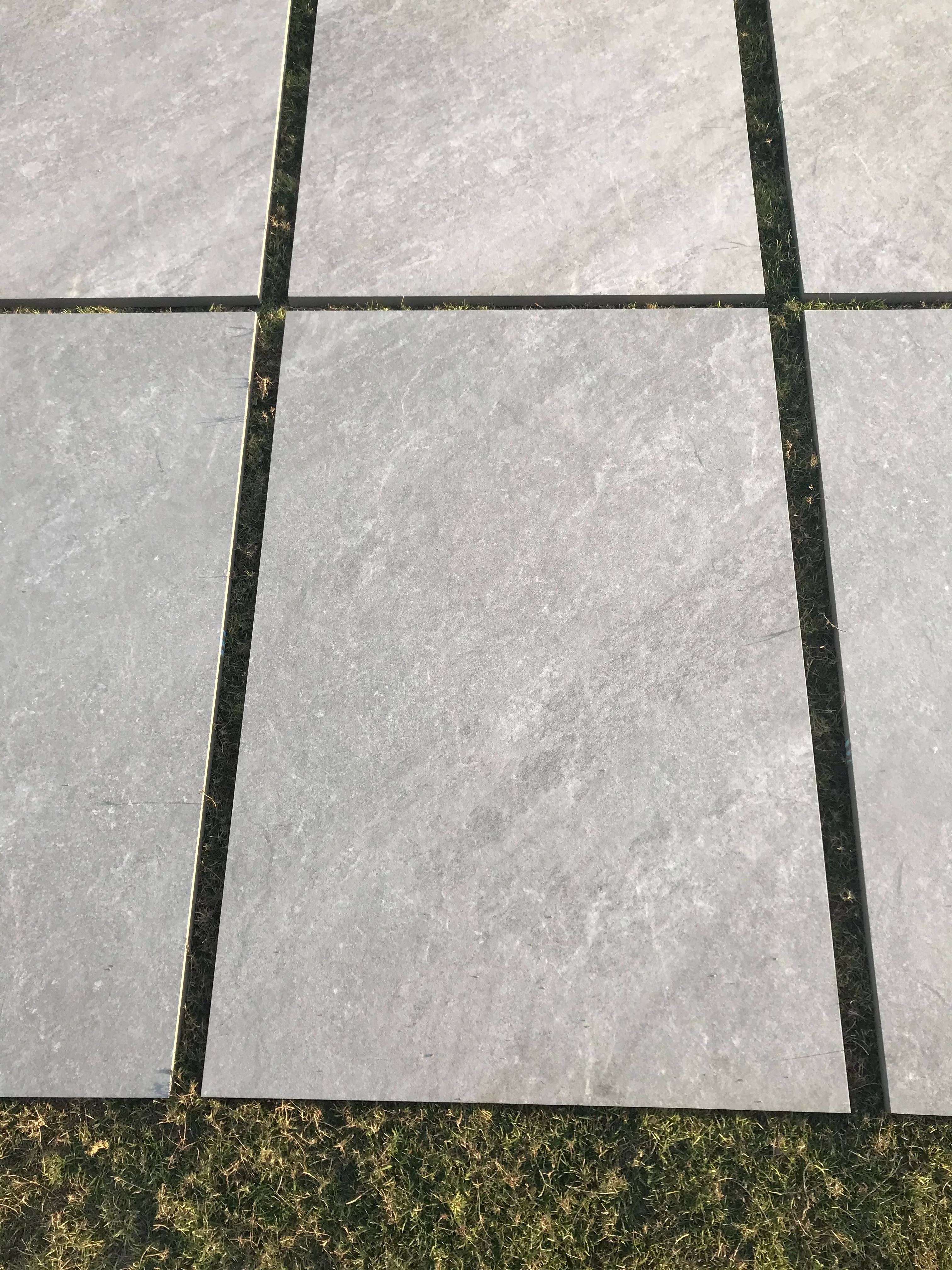 Quartz Grey Dark Outdoor Porcelain