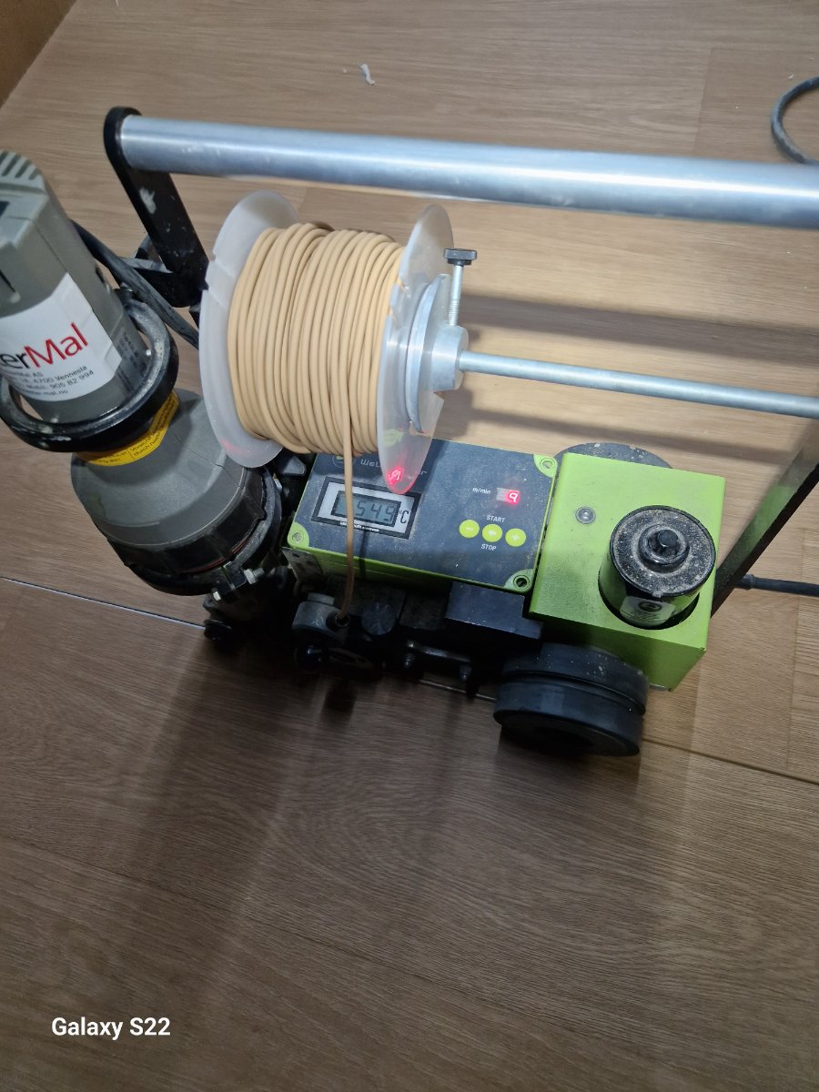 Maszyny do.montazu wykladzin