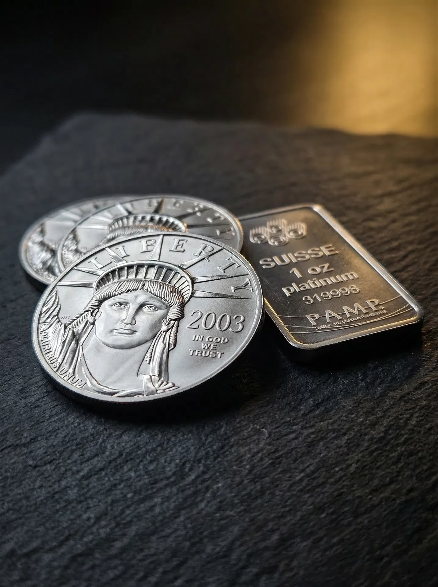 Platinum bullion coins and bars