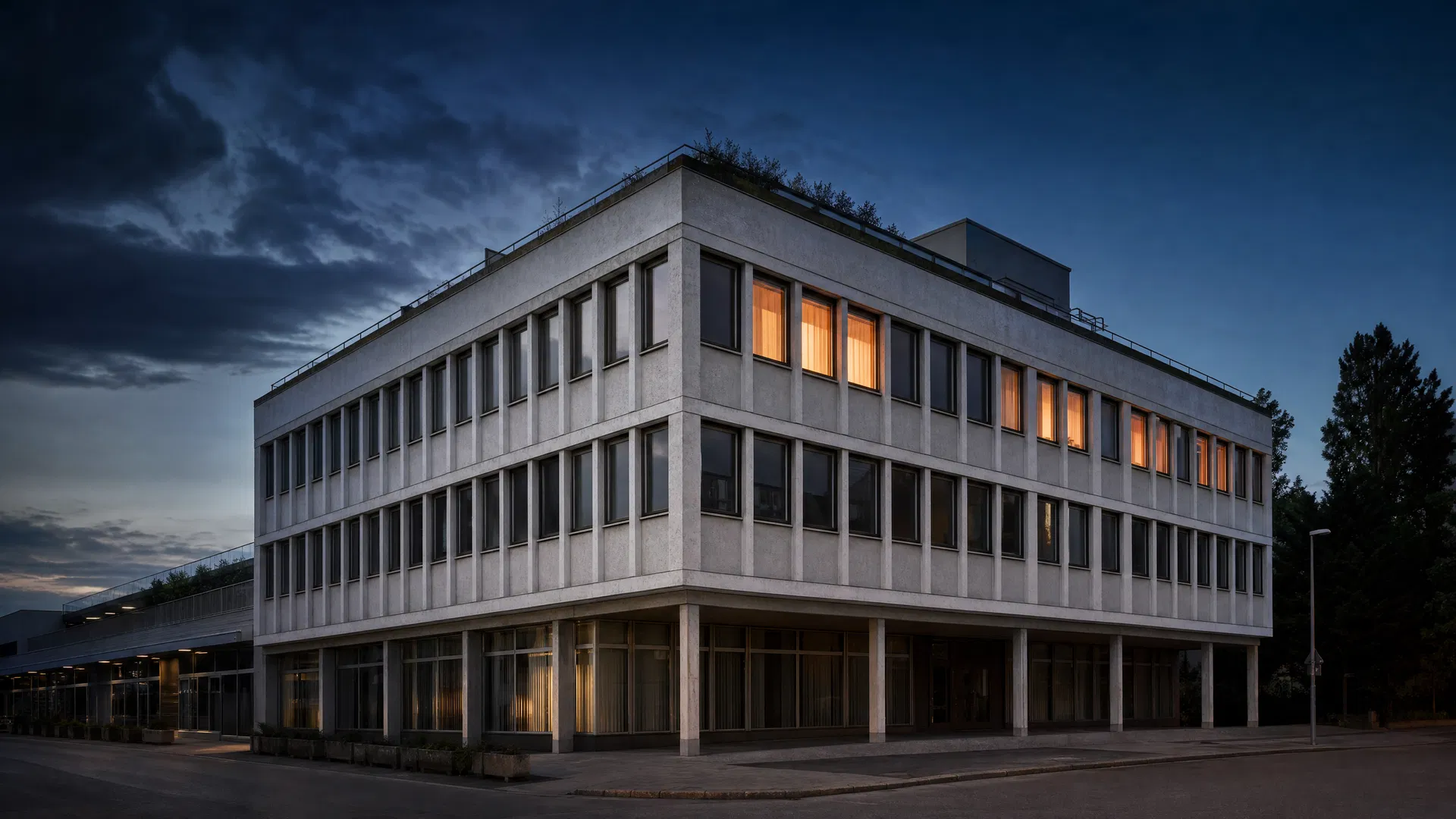 Außenansicht KUBUS 1120 in der Dämmerung