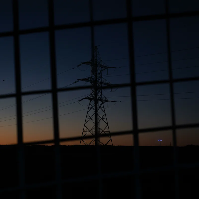 ДТЕК оголосив про перехід Києва на тимчасові графіки відключення світла з опівночі