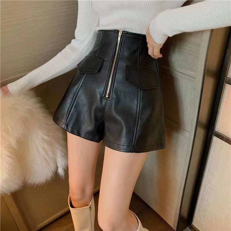 拉链皮革短裤