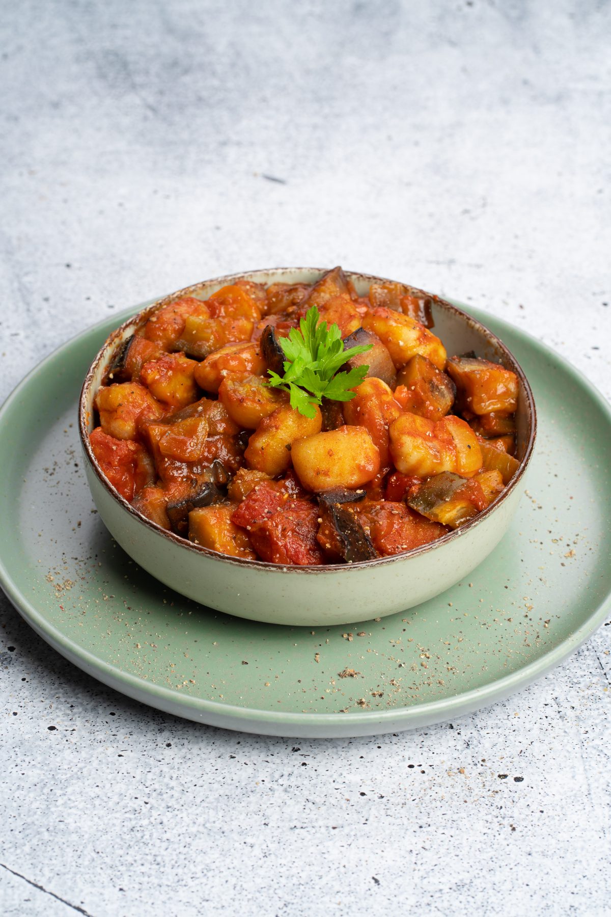 Auberginen-Ragout mit Gnocchi