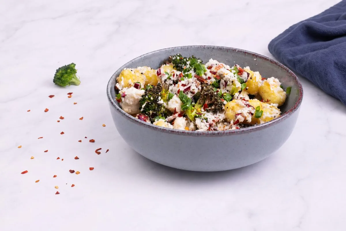 Cremige Airfryer Gnocchi mit Veta & veganem Bacon