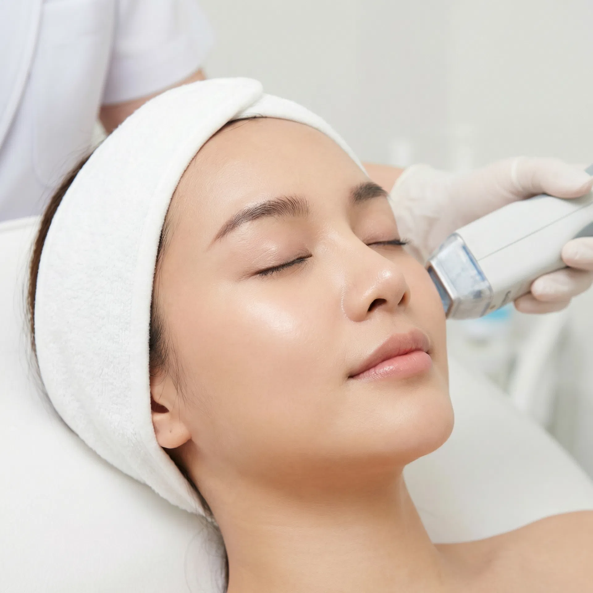 เลเซอร์กระชับรูขุมขน