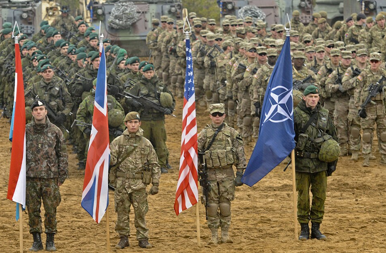 การทหาร