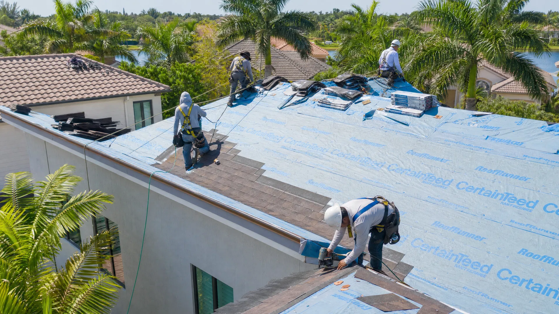 Roofing Repairs & Installation in Holiday, Florida