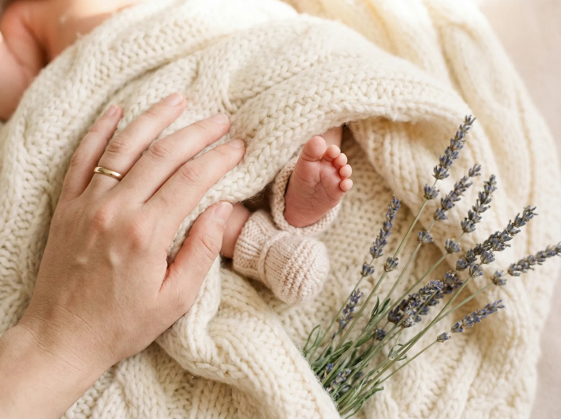 Postpartum Doula & Newborn Care