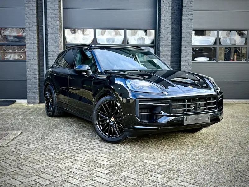 Porsche Cayenne Cayenne E-Hybrid*Black Edition*Sport*34grCo2*