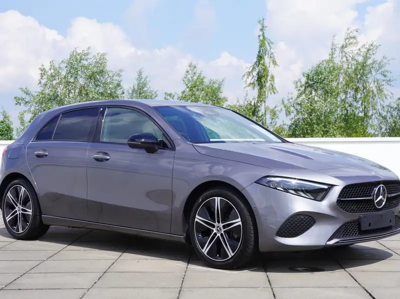Mercedes-Benz A 180 2023