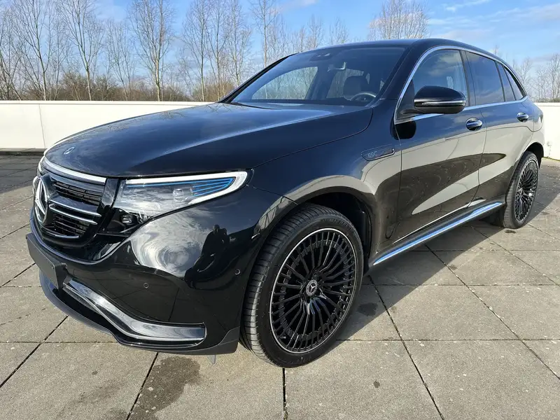 Mercedes-Benz EQC 400 4M AMG Leder 21" multi privacy ramen dodehoek