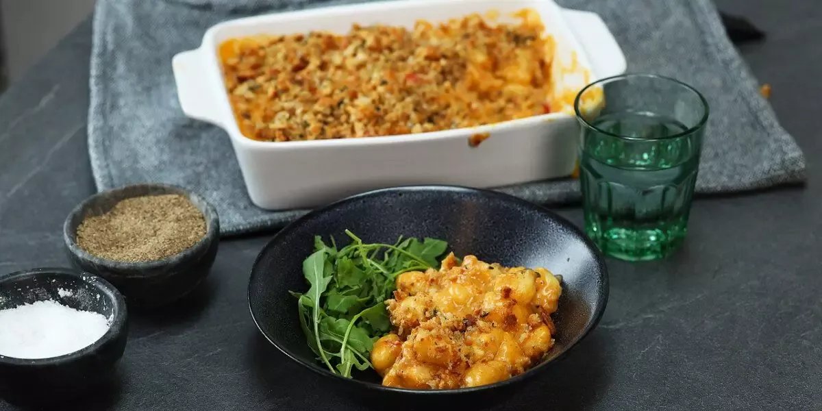 Cheesy Gnocchi Traybake