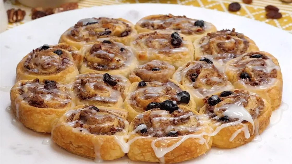 Cinnamon Swirl Traybake — a plant-based American recipe by BOSH!